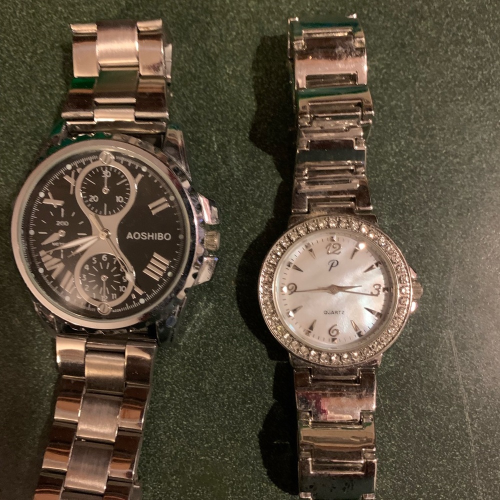 Aoshibo Silver Chronograph Watch